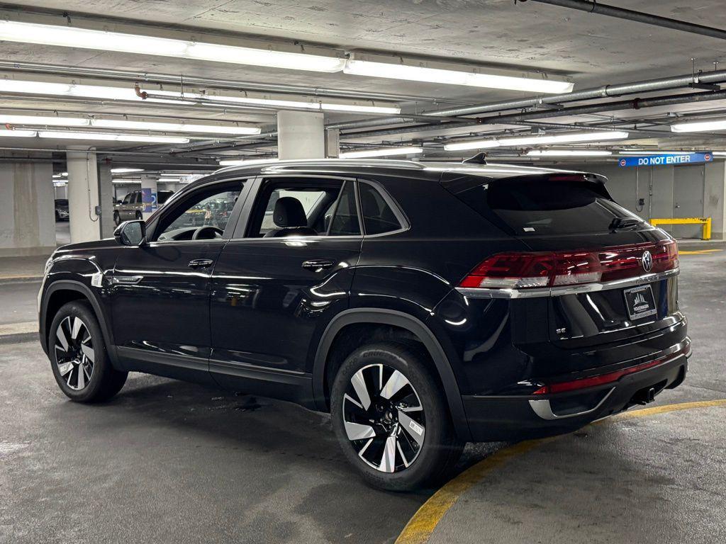 new 2026 Volkswagen Atlas Cross Sport car, priced at $48,102