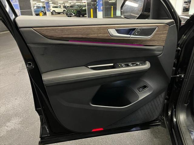used 2024 Volkswagen Atlas car, priced at $40,001