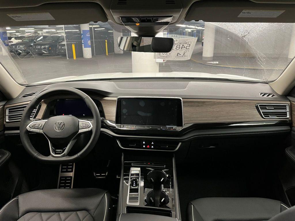 new 2025 Volkswagen Atlas car, priced at $50,343