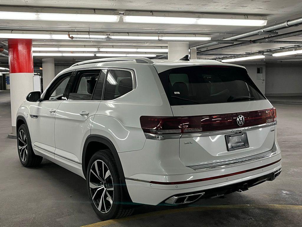 new 2025 Volkswagen Atlas car, priced at $50,343
