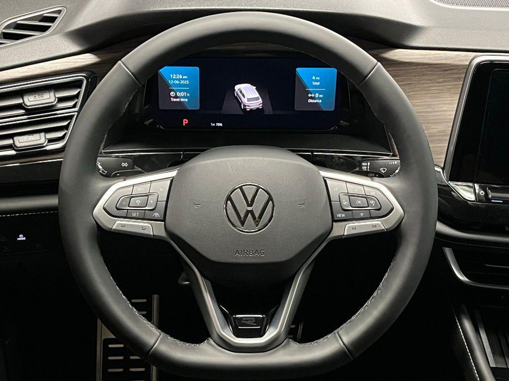 new 2026 Volkswagen Atlas car, priced at $58,410