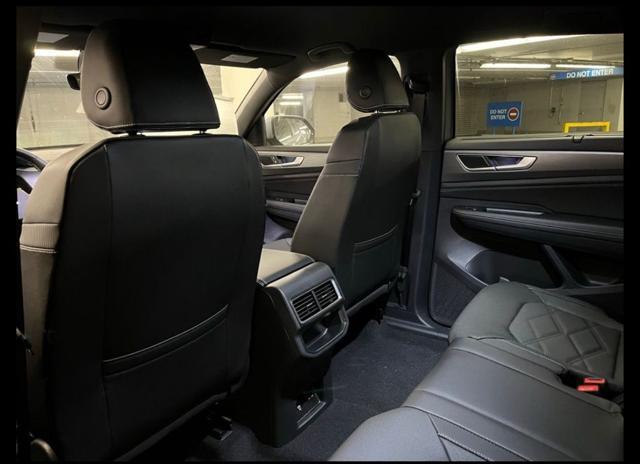 new 2025 Volkswagen Atlas Cross Sport car, priced at $43,532