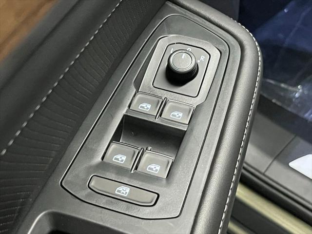 new 2025 Volkswagen Atlas car, priced at $42,140