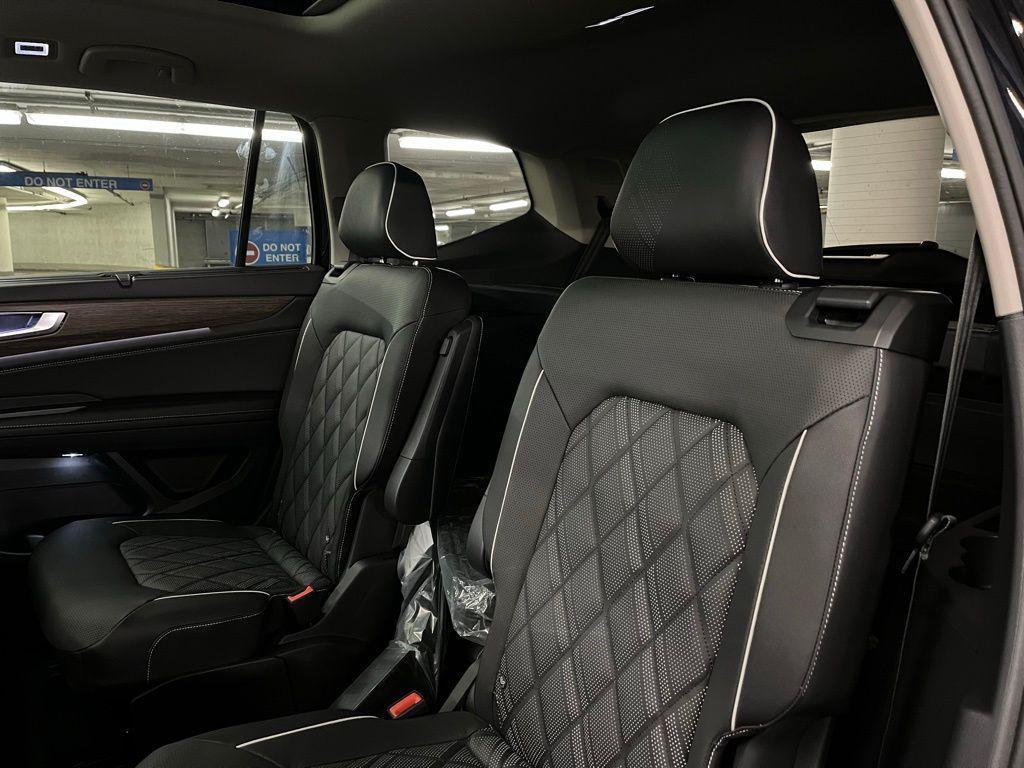 new 2026 Volkswagen Atlas car, priced at $58,062