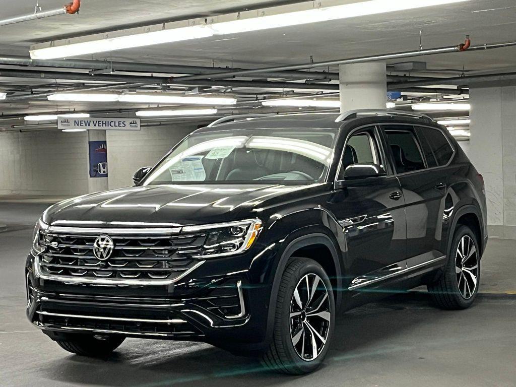 new 2026 Volkswagen Atlas car, priced at $58,062