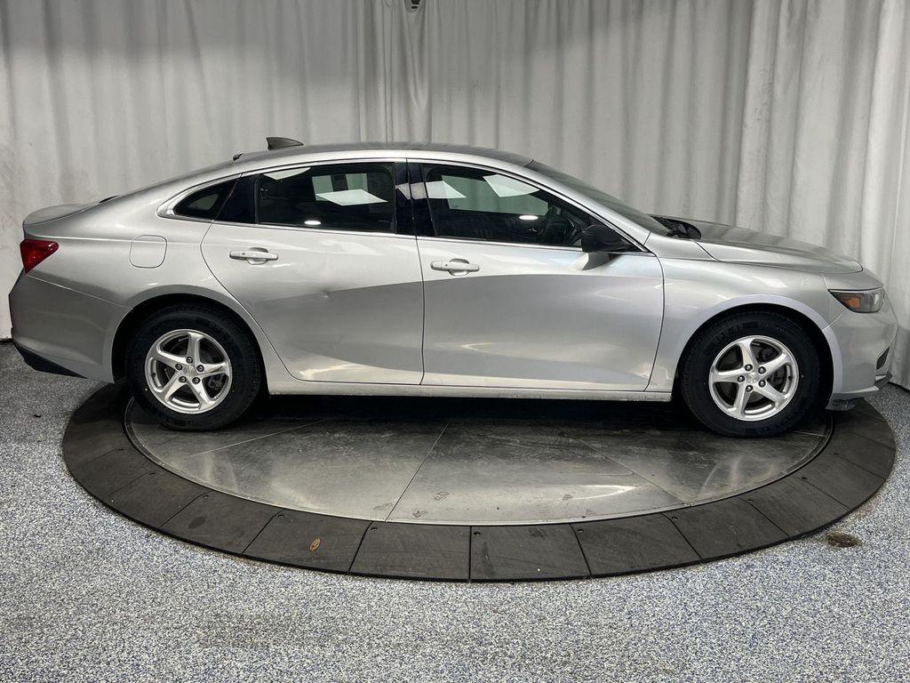 used 2018 Chevrolet Malibu car, priced at $11,994