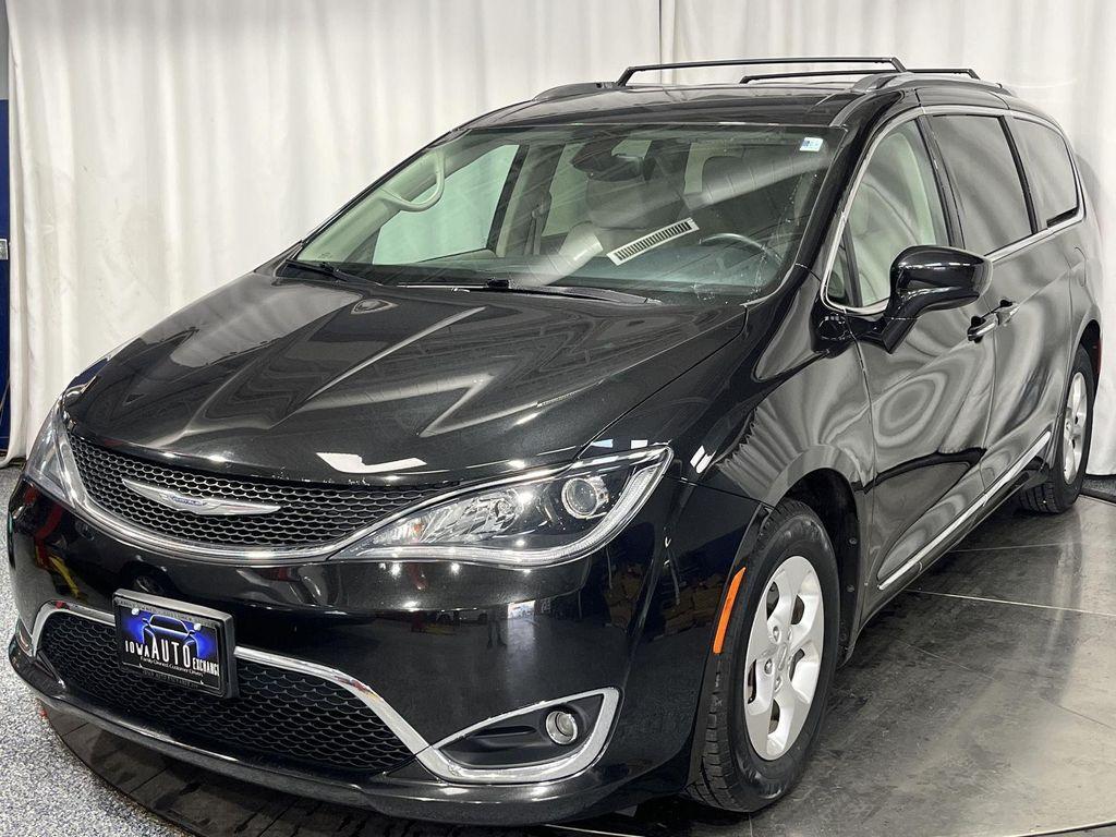 used 2017 Chrysler Pacifica car, priced at $11,741