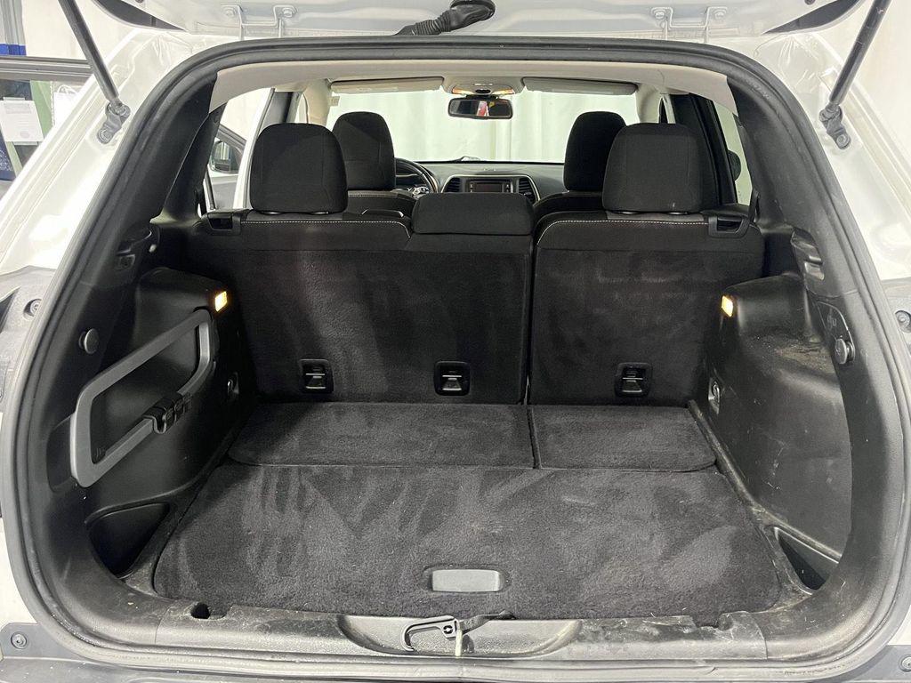 used 2017 Jeep Cherokee car, priced at $9,993