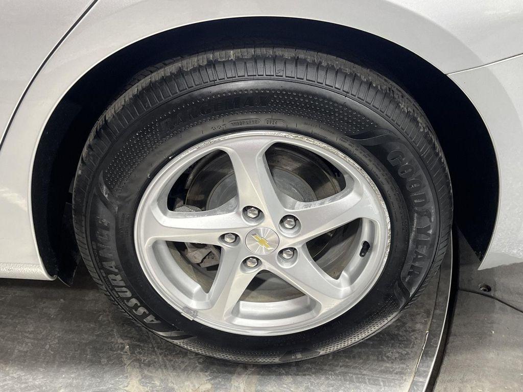 used 2018 Chevrolet Malibu car, priced at $11,994