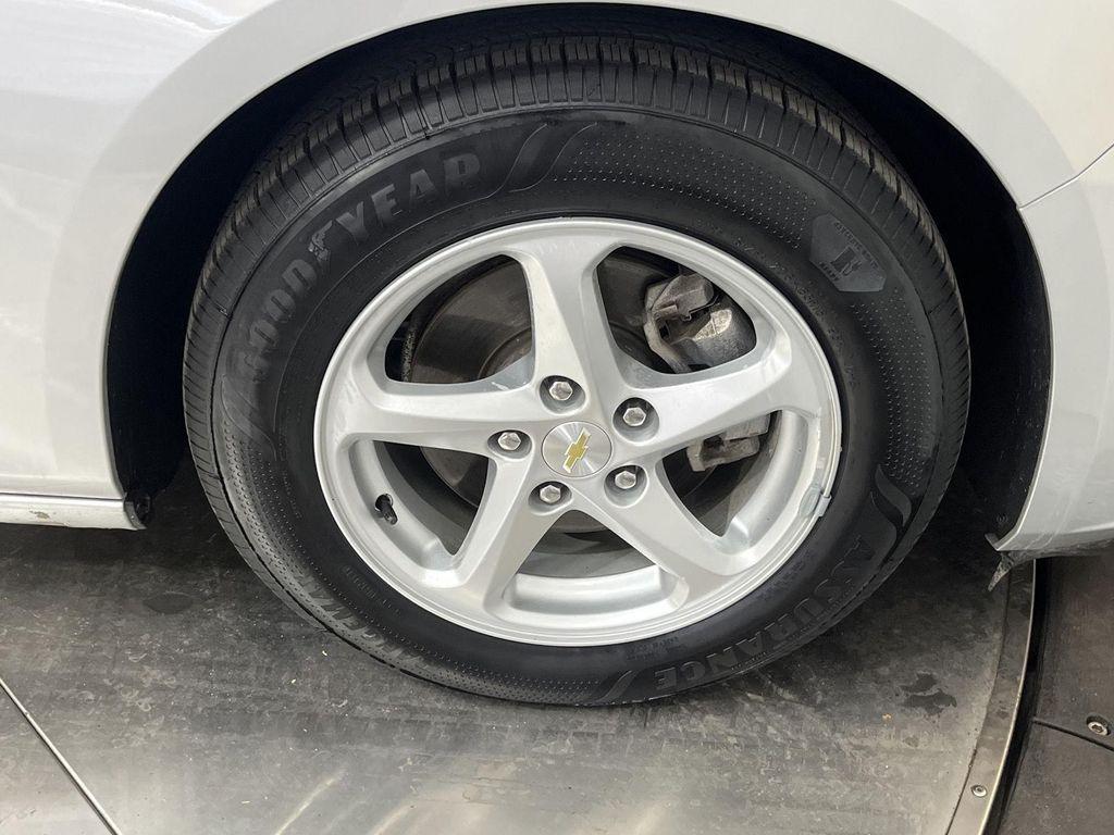 used 2018 Chevrolet Malibu car, priced at $11,994
