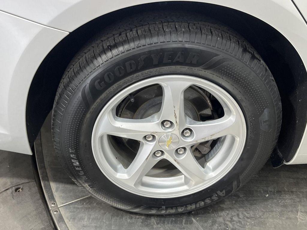 used 2018 Chevrolet Malibu car, priced at $11,994