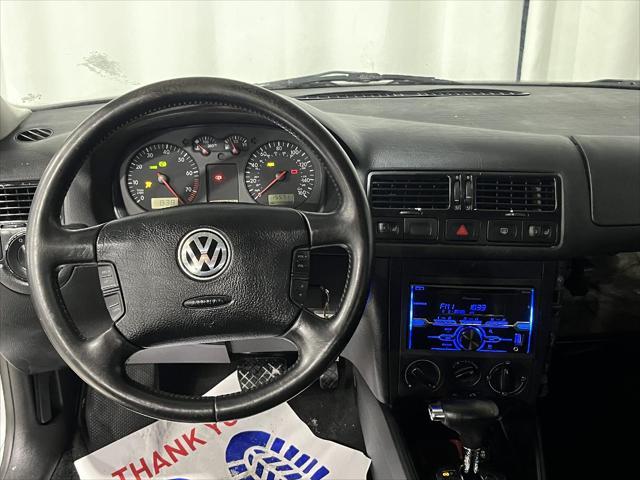 used 2002 Volkswagen Jetta car, priced at $1,991