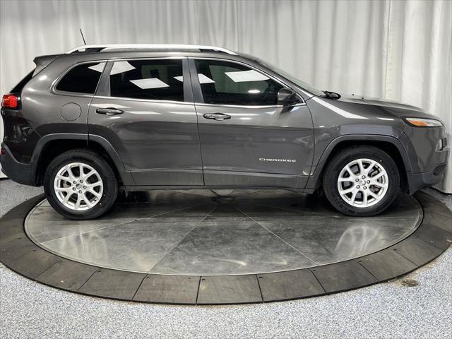 used 2018 Jeep Cherokee car, priced at $13,241