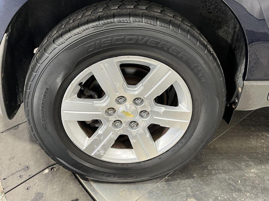 used 2011 Chevrolet Traverse car, priced at $6,994