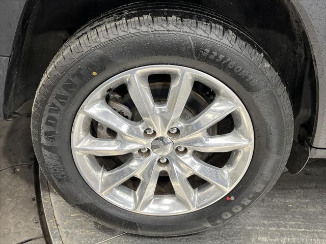 used 2016 Jeep Cherokee car, priced at $14,991