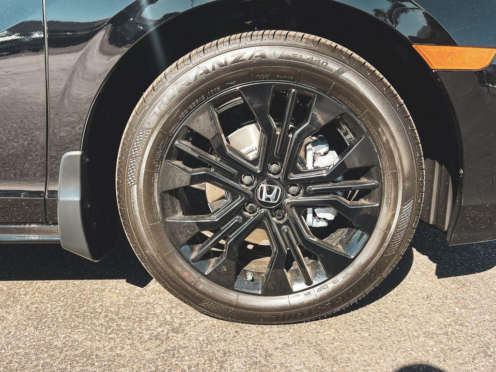 new 2025 Honda Odyssey car, priced at $42,637
