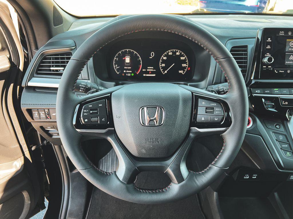 new 2025 Honda Odyssey car, priced at $42,637