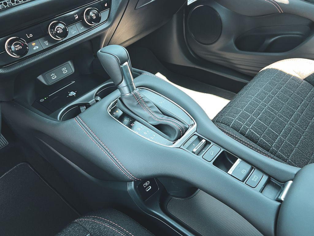 new 2026 Honda HR-V car, priced at $29,889