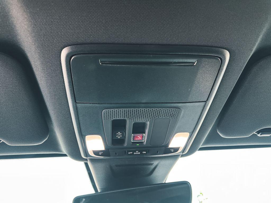 new 2026 Honda CR-V Hybrid car, priced at $40,175