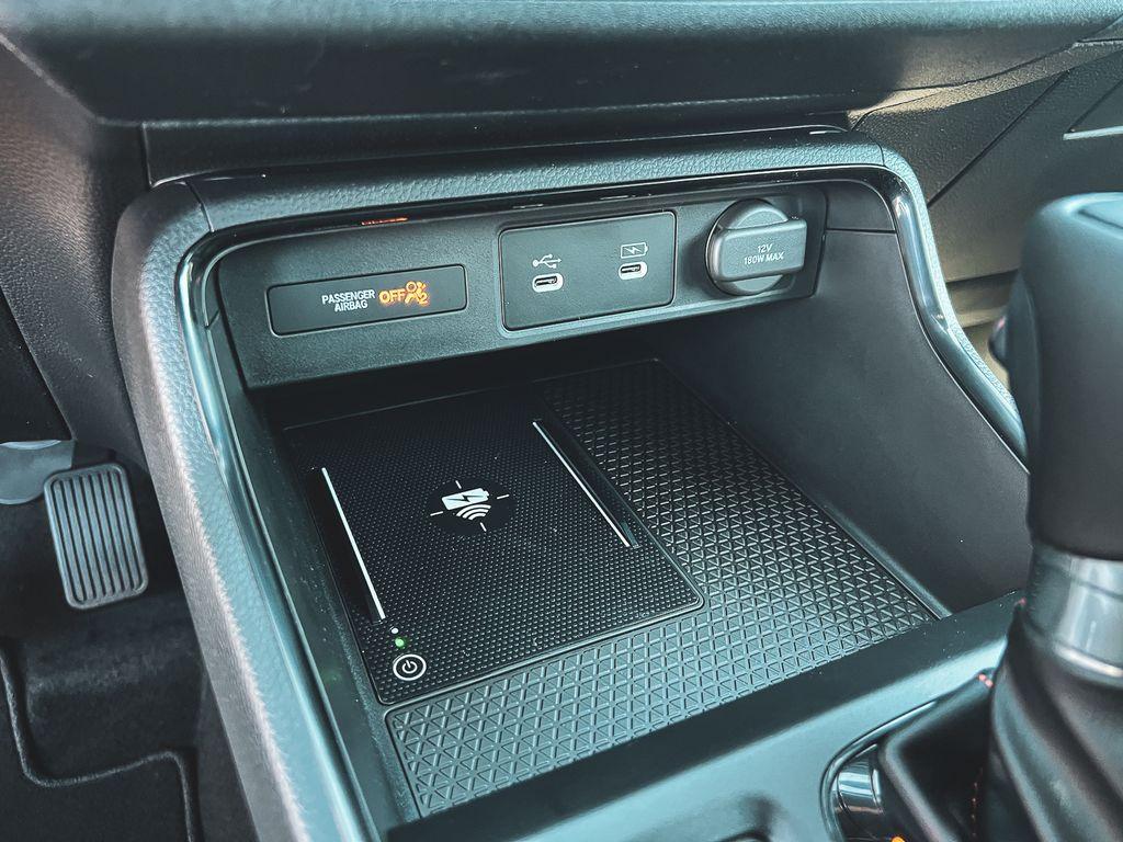 new 2026 Honda CR-V Hybrid car, priced at $40,175