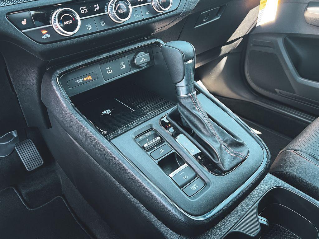 new 2026 Honda CR-V Hybrid car, priced at $40,175