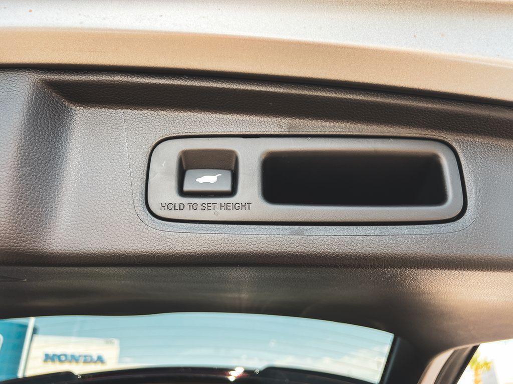 new 2026 Honda CR-V Hybrid car, priced at $43,700