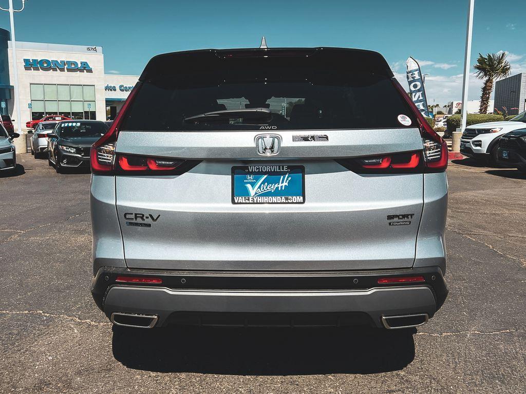 new 2026 Honda CR-V Hybrid car, priced at $43,700