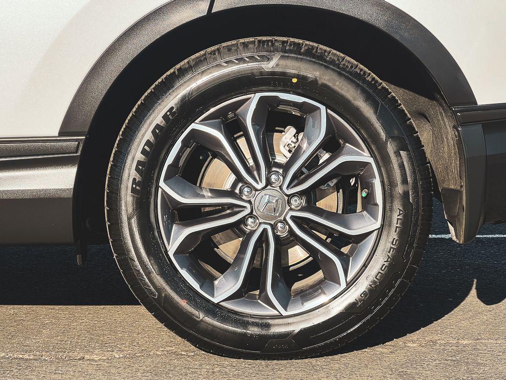 used 2022 Honda CR-V Hybrid car, priced at $28,942