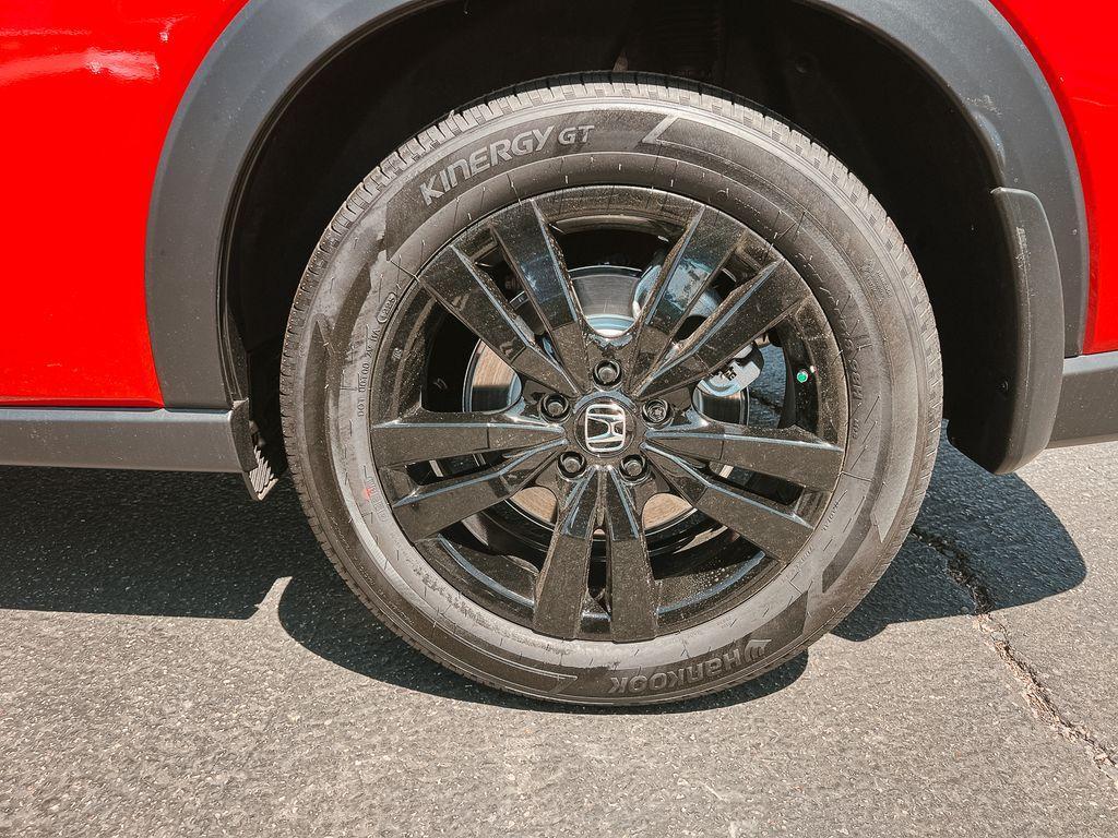 new 2026 Honda HR-V car, priced at $29,450