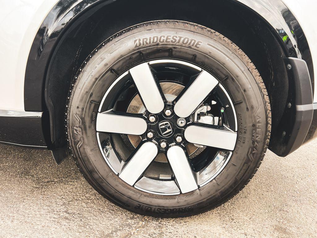 used 2025 Honda Prologue car, priced at $35,916