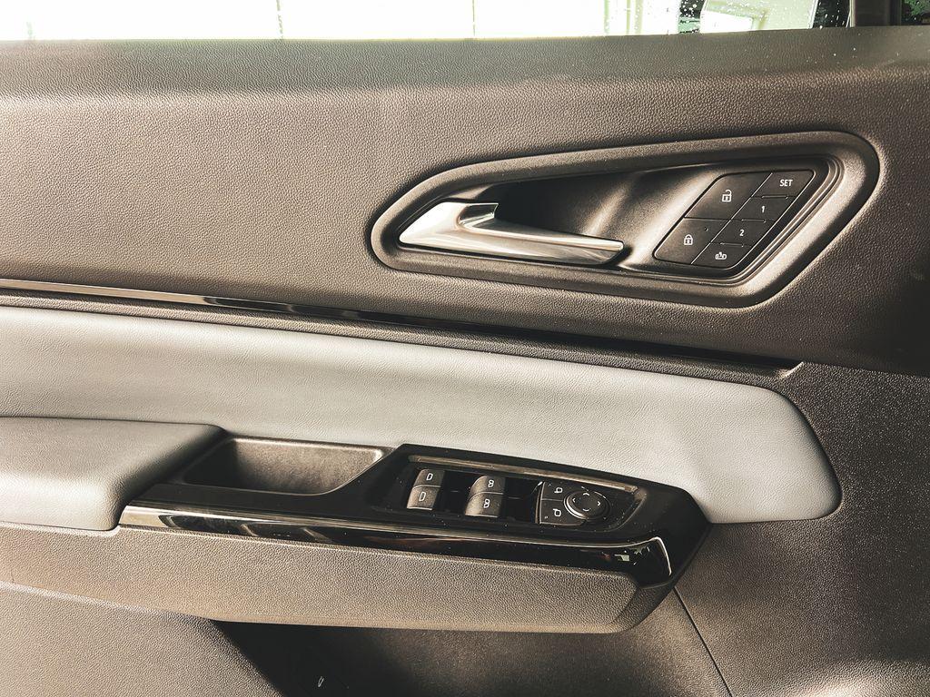 used 2025 Honda Prologue car, priced at $35,916