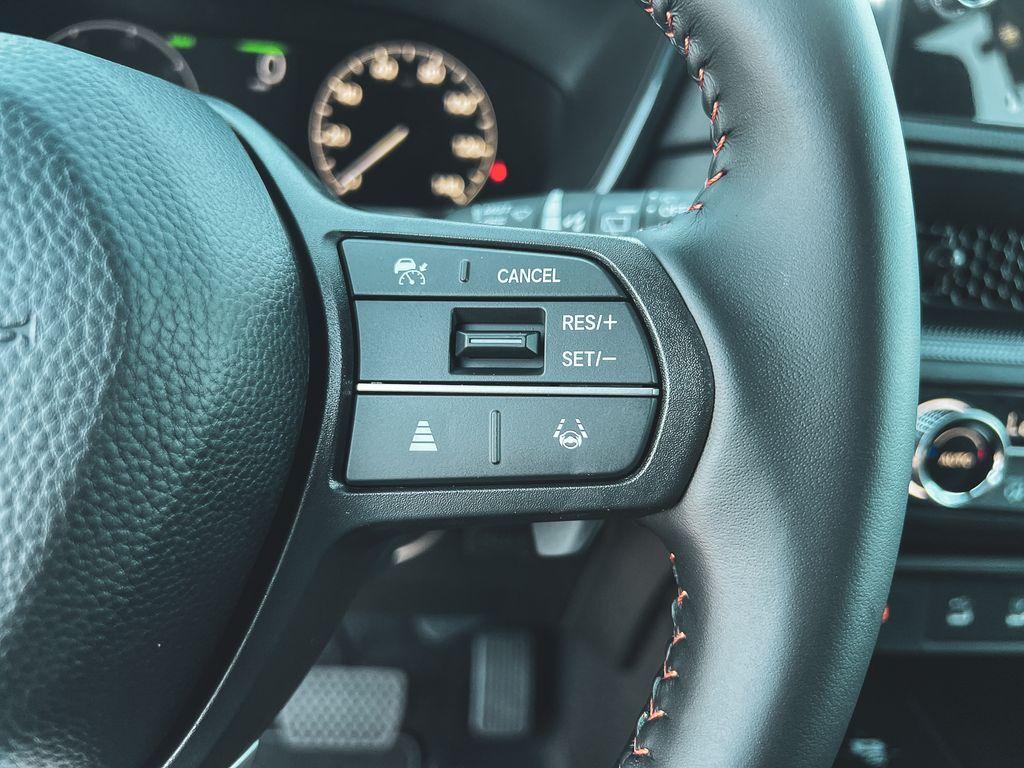 new 2026 Honda CR-V Hybrid car, priced at $38,580