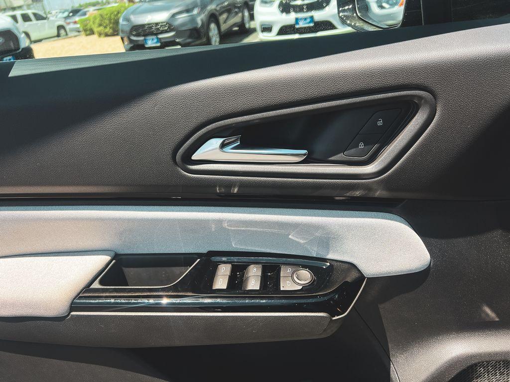 new 2025 Honda Prologue car, priced at $52,350