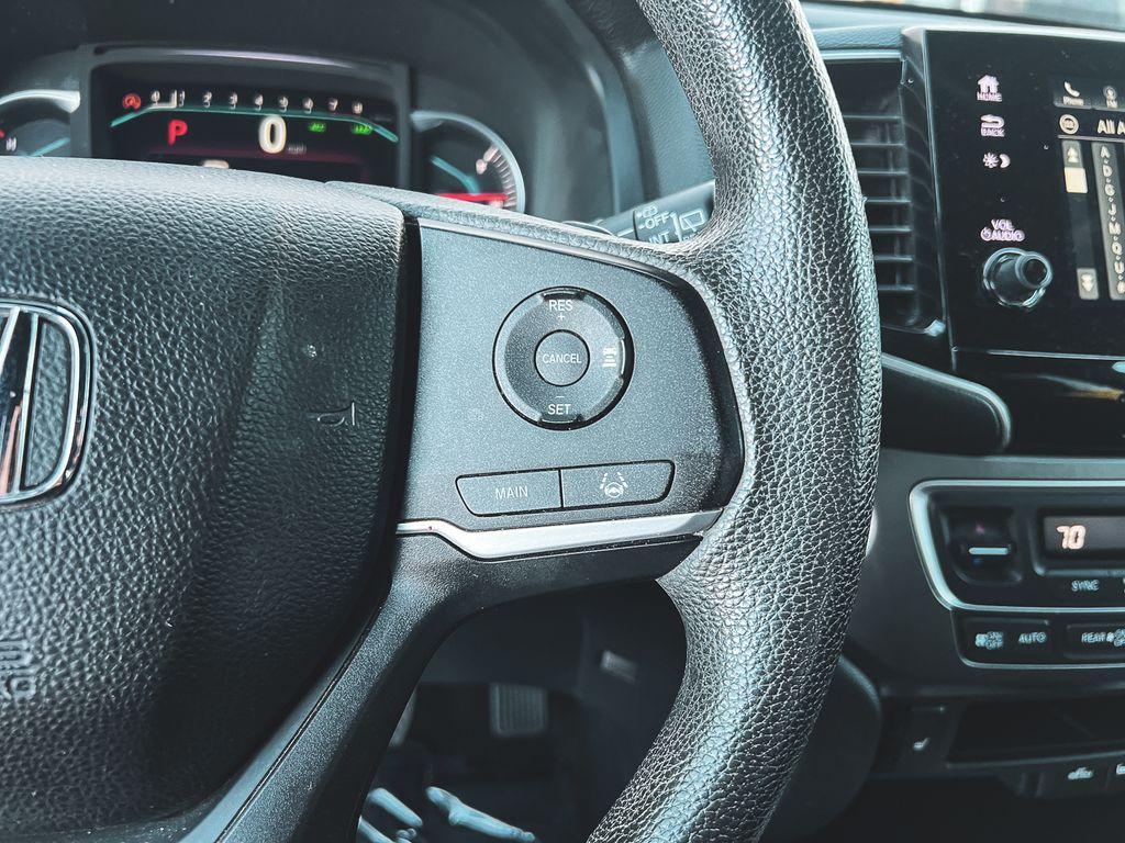 used 2022 Honda Pilot car, priced at $27,938