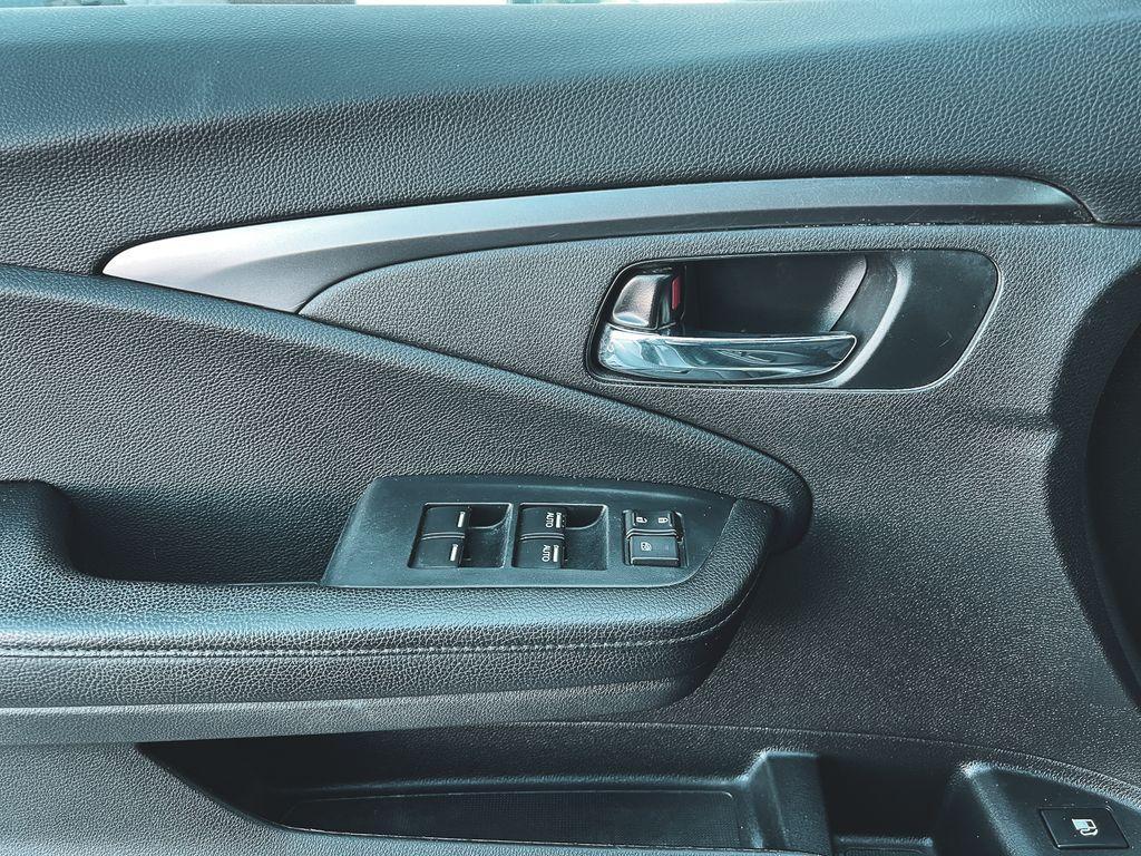 used 2022 Honda Pilot car, priced at $27,938