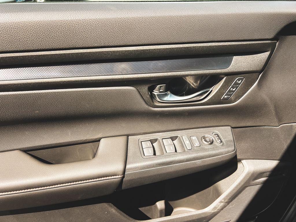 new 2026 Honda CR-V Hybrid car, priced at $40,175