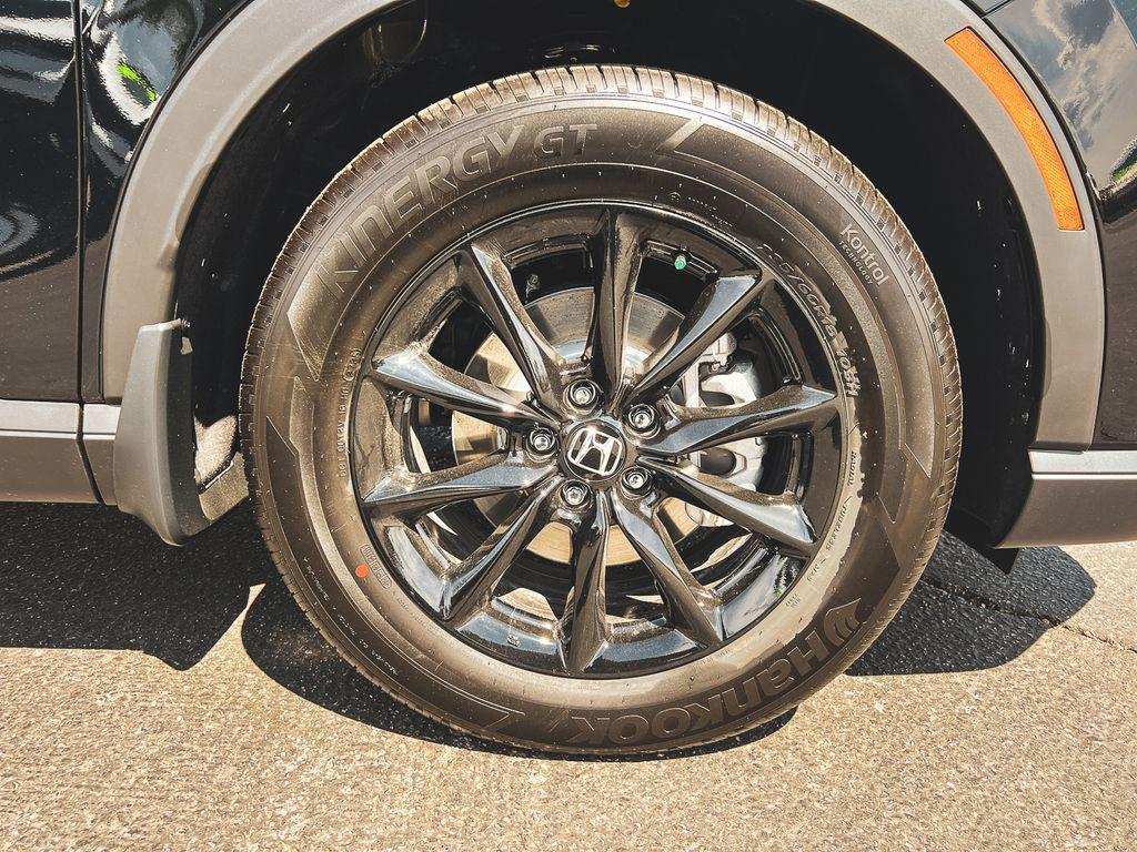 new 2026 Honda CR-V Hybrid car, priced at $40,175