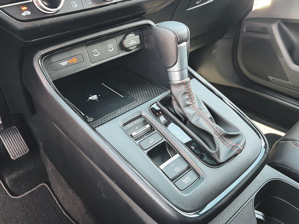 new 2026 Honda CR-V Hybrid car, priced at $40,175