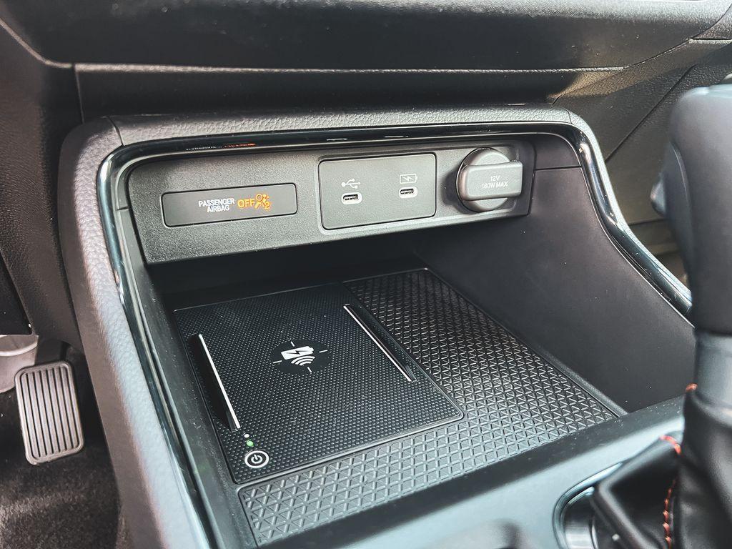 new 2026 Honda CR-V Hybrid car, priced at $40,175