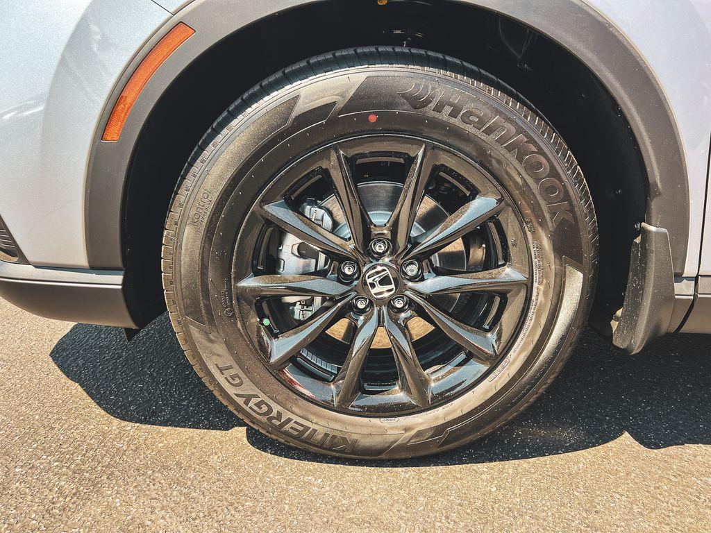 new 2026 Honda CR-V Hybrid car, priced at $38,573