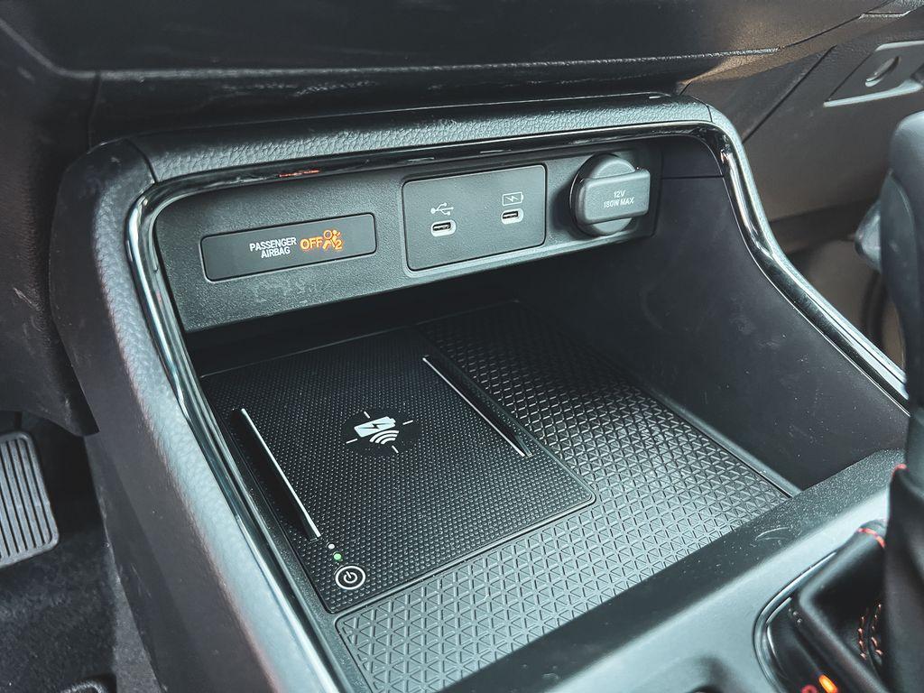 new 2026 Honda CR-V Hybrid car, priced at $38,573