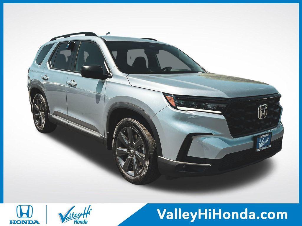 new 2025 Honda Pilot car, priced at $41,695