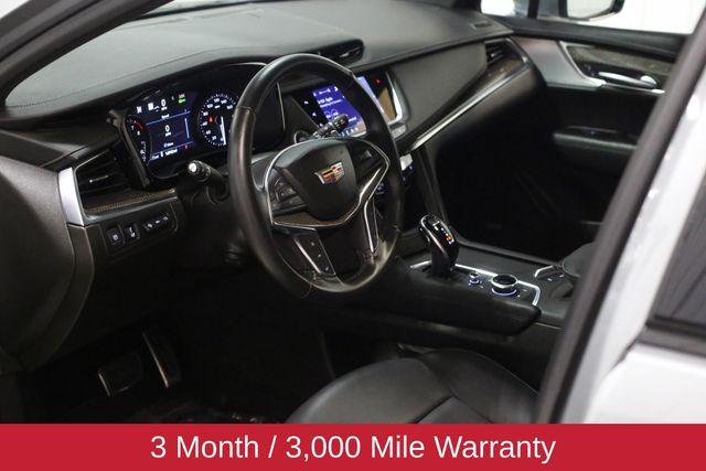 used 2023 Cadillac XT5 car, priced at $38,381