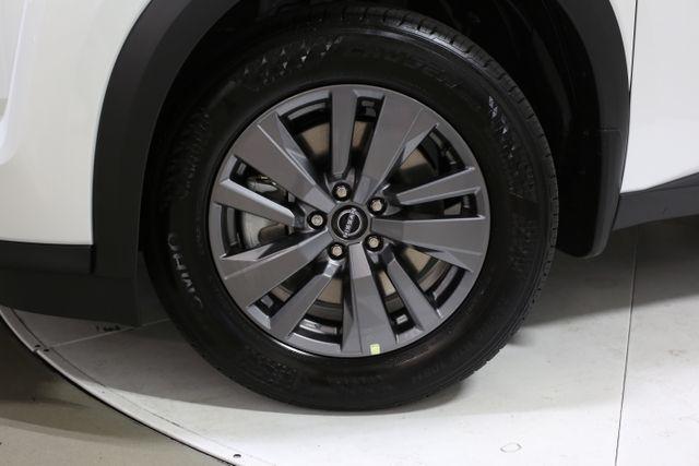 new 2025 Nissan Pathfinder car, priced at $36,427