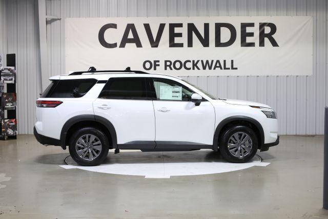 new 2025 Nissan Pathfinder car, priced at $36,427