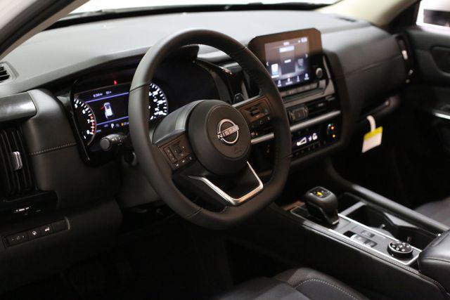 new 2025 Nissan Pathfinder car, priced at $36,427