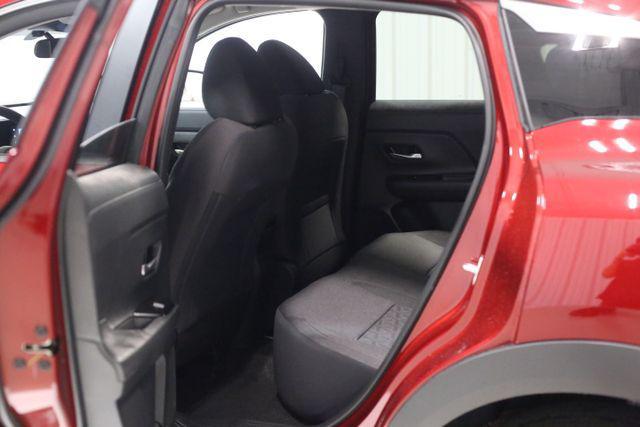 new 2025 Nissan Kicks car, priced at $27,085