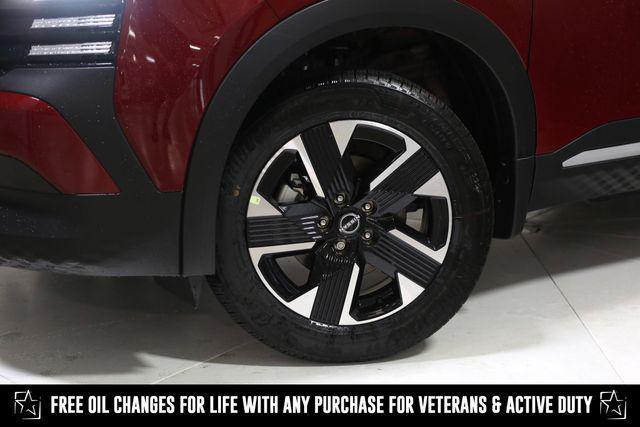 new 2025 Nissan Kicks car, priced at $27,085