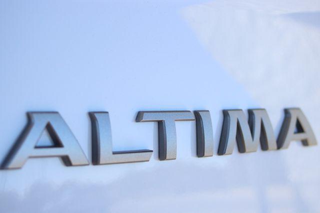 new 2025 Nissan Altima car, priced at $27,071