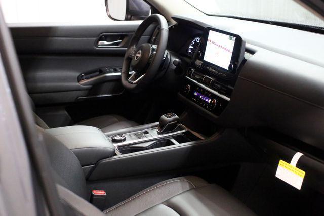 new 2025 Nissan Pathfinder car, priced at $37,816